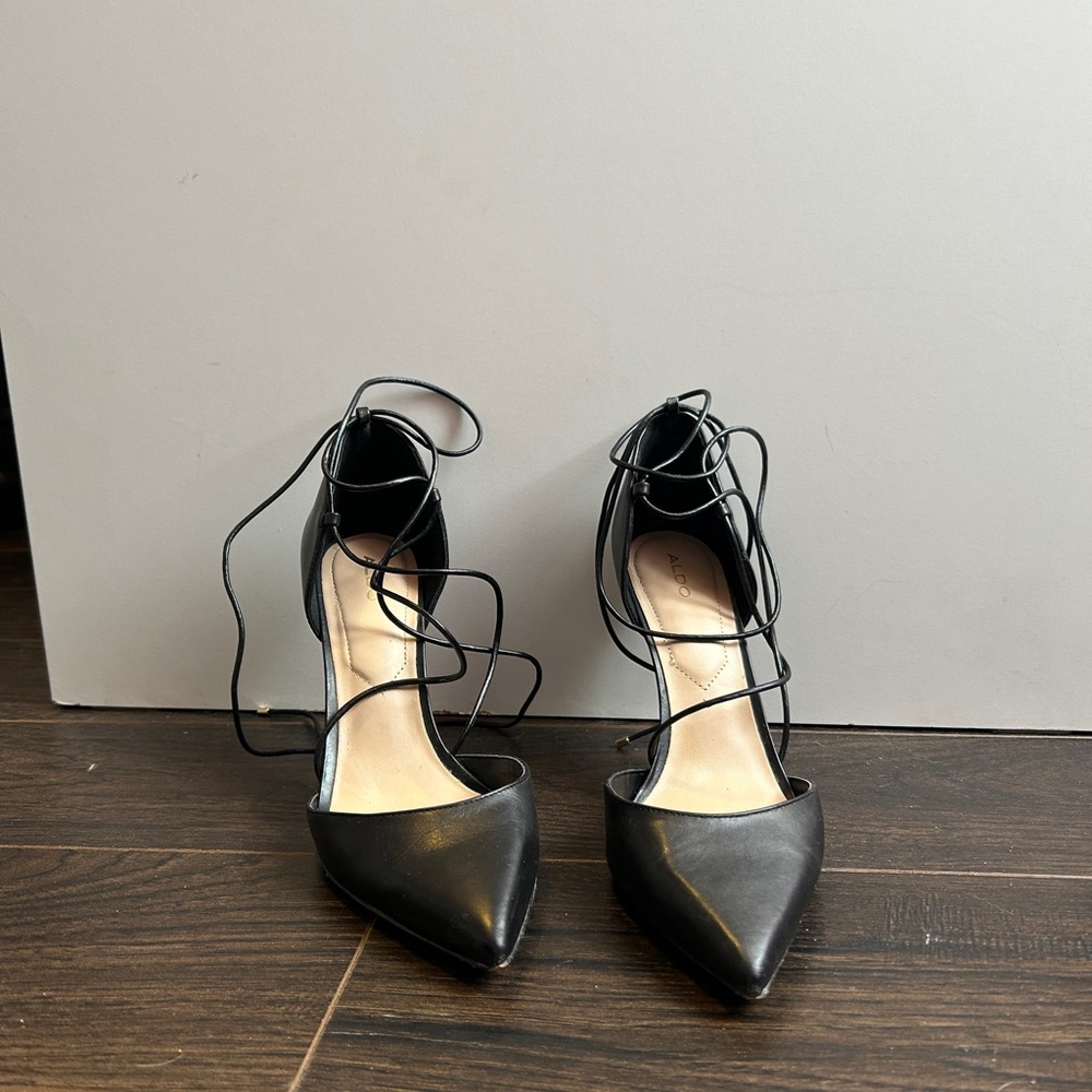 Chic Black Lace-Up Heels